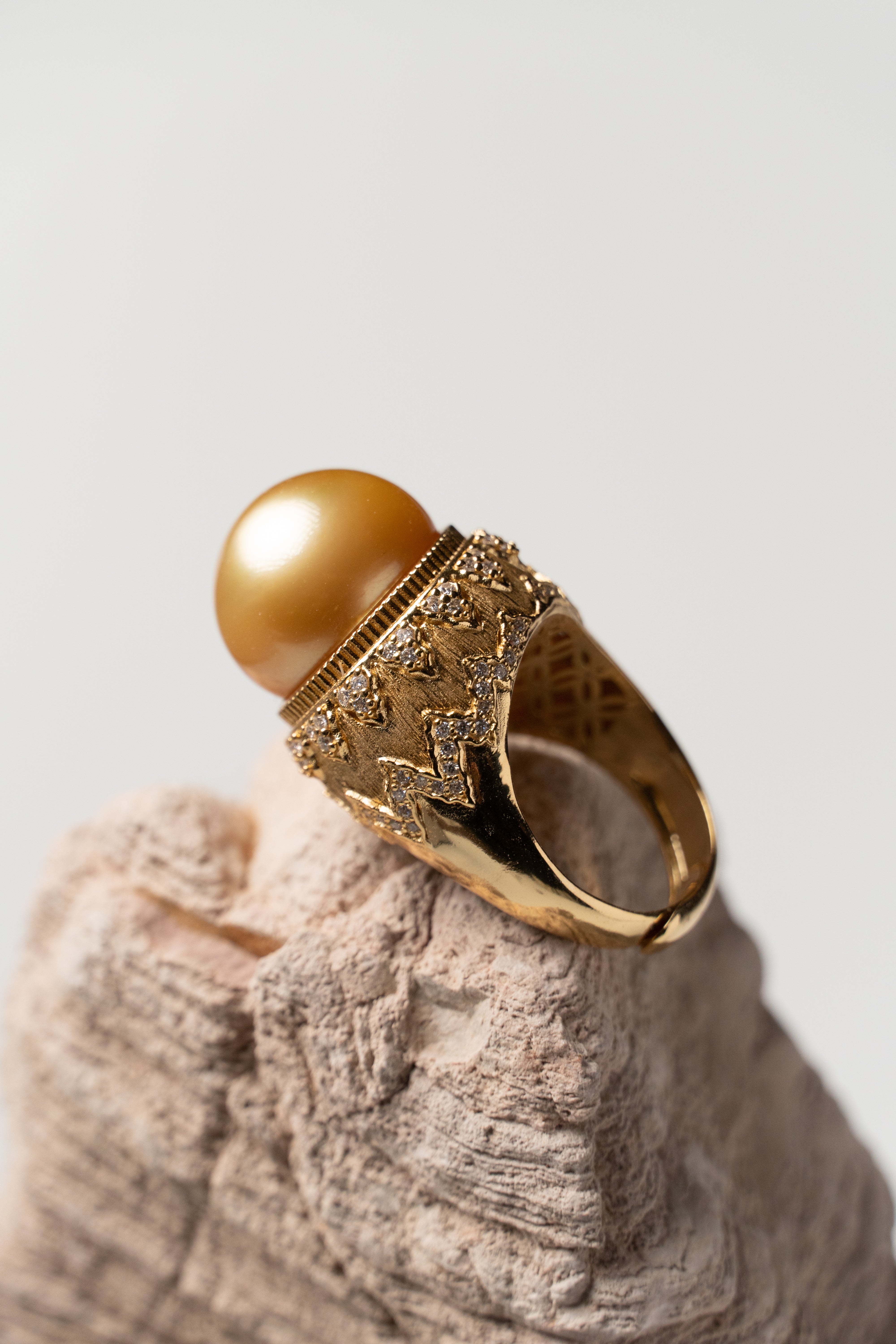 Vespera_Aureate Guardian Ring
