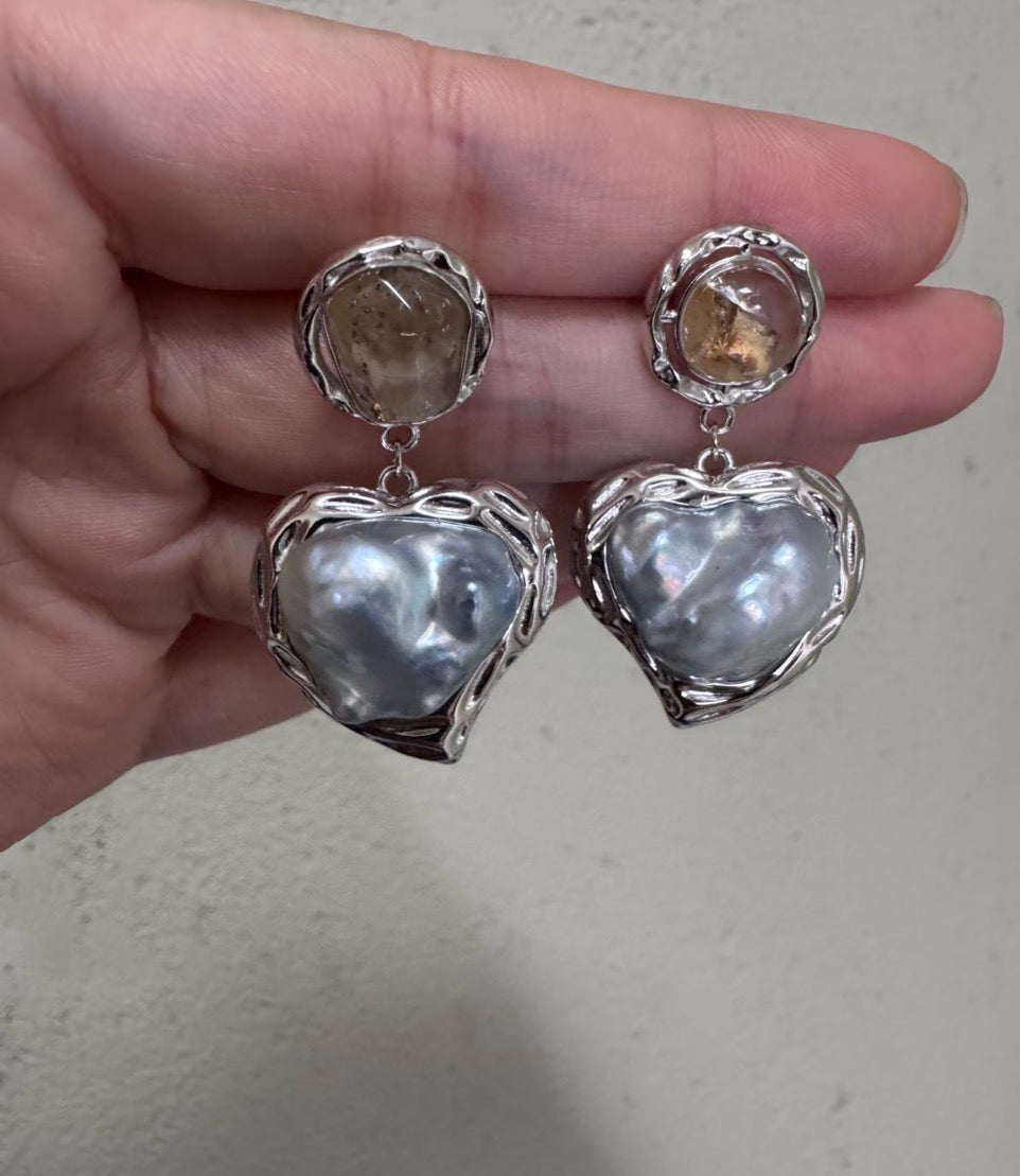 Vespera_Twilight Guardian Earrings