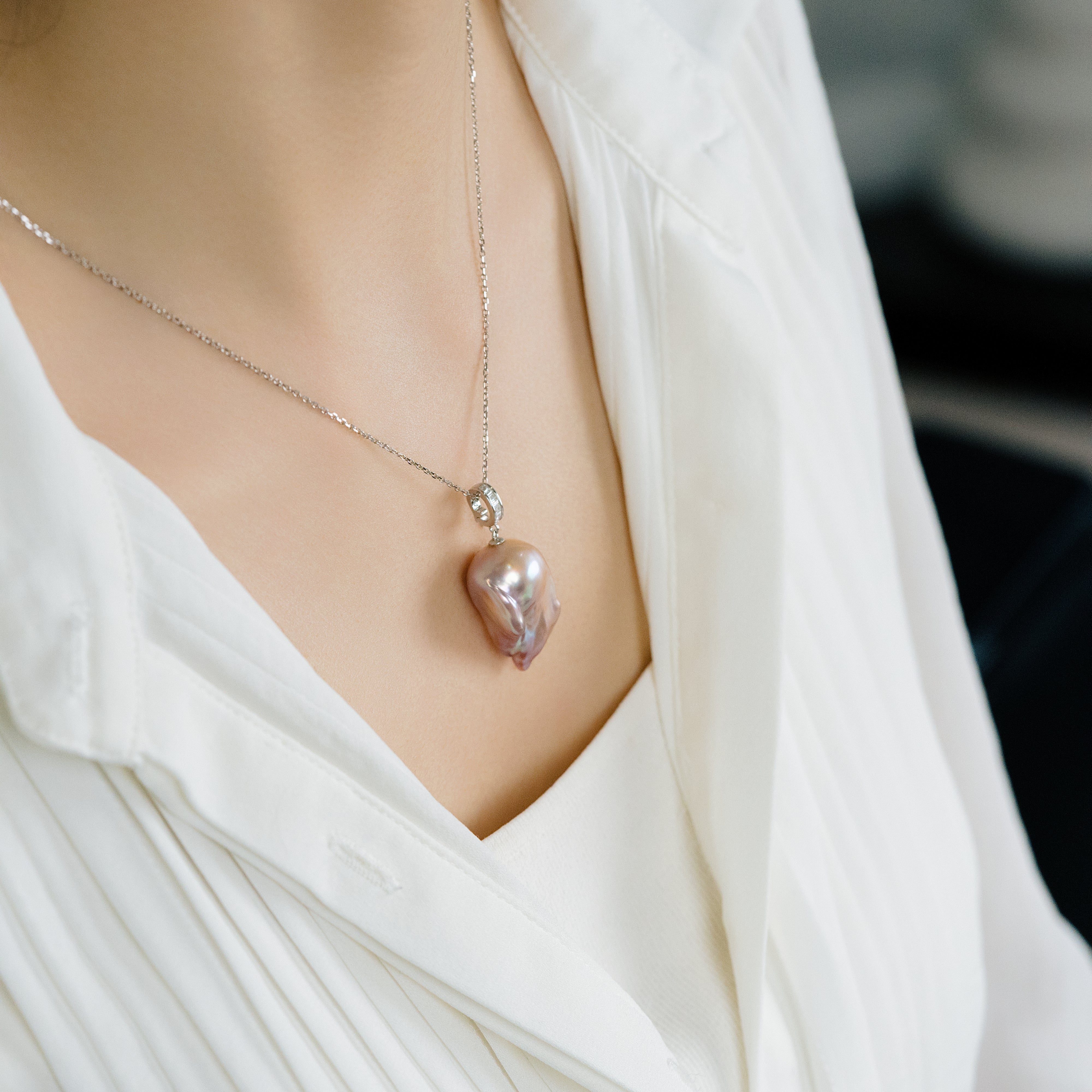 25-30mm pink Baroque Fresh Water Pearl Pendant