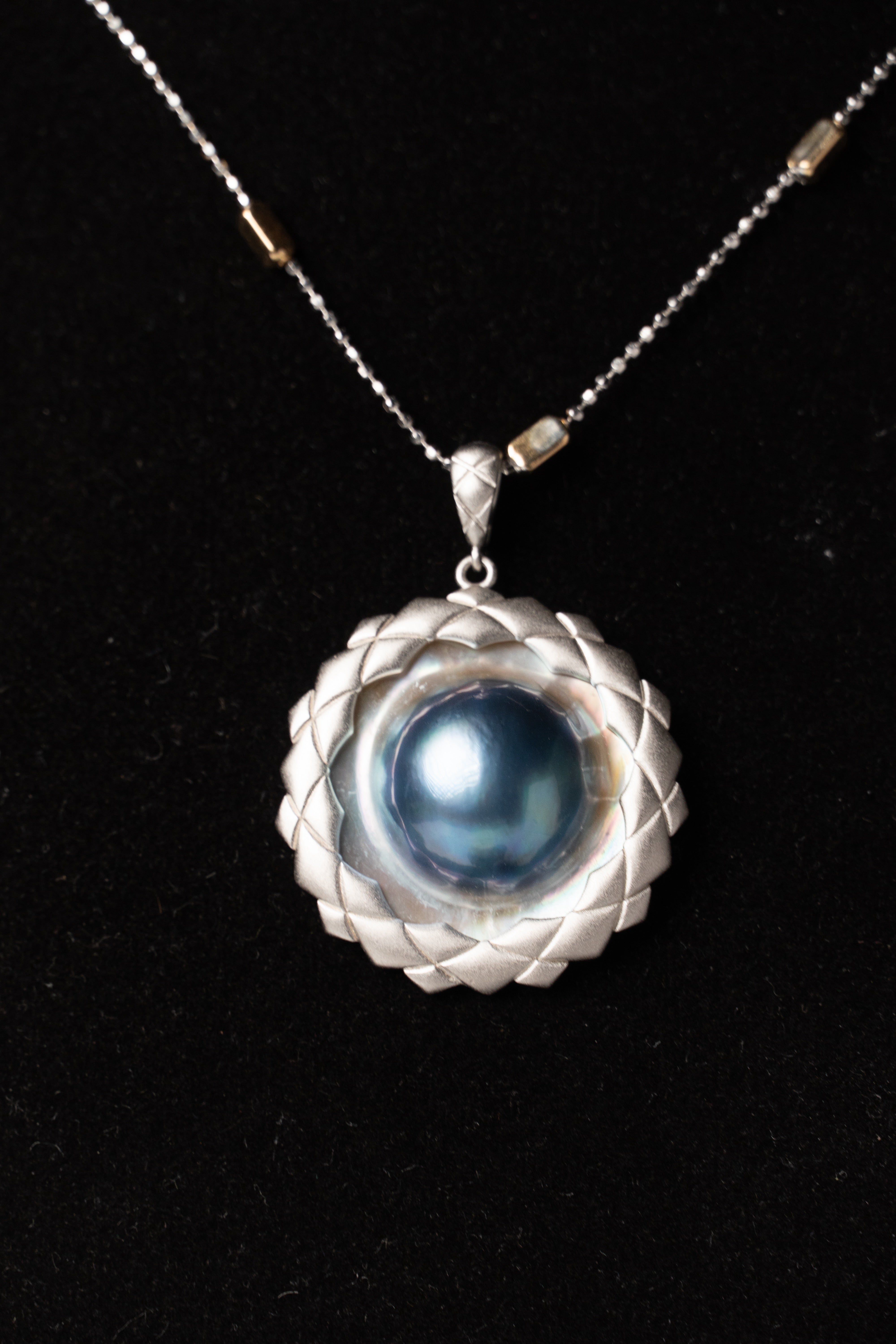 Vespera_Nocturne Aura Pearl Collection