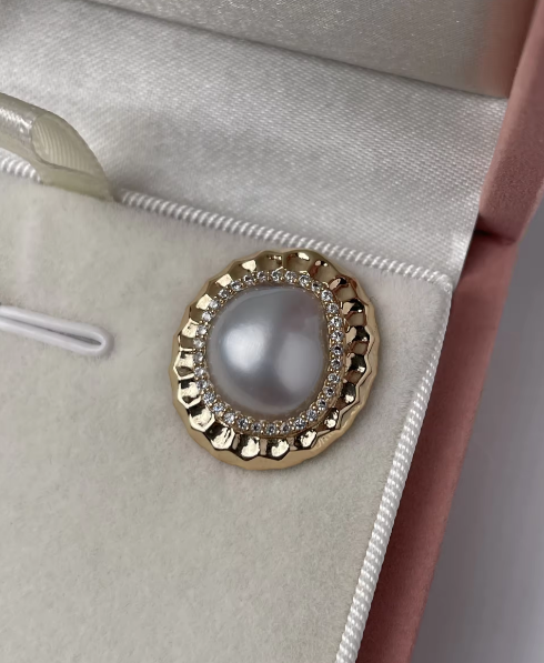 Vespera_Luna-Serene Pearl Earrings