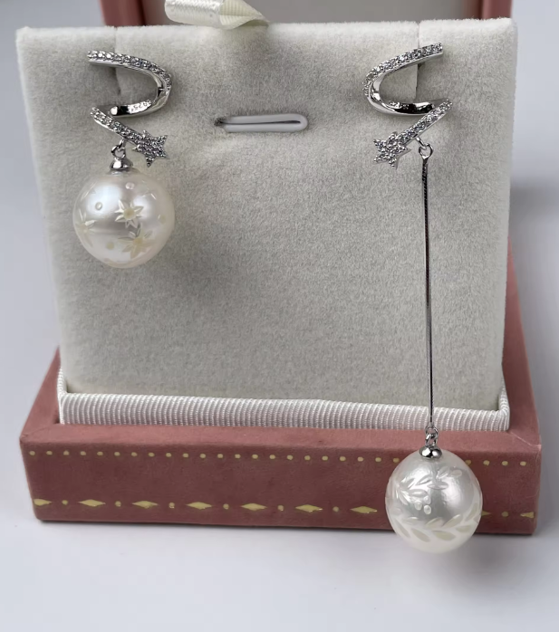 Vespera_Celestial Bow Pearl Earrings