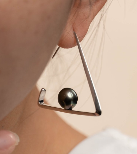 Vespera_Nocturne Geometry Pearl Earrings